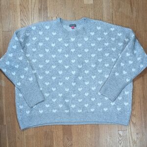 Vince Camuto Gray and White Heart Crewneck Sweater